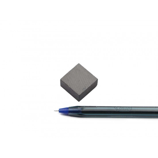 Bloco de Ferrite 20 x 20 x 10 mm Bloco de Ferrite 20 x 20 x 10 mm