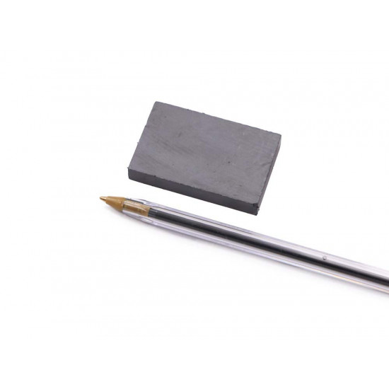 Bloco de Ferrite 49 x 31 x 9 mm Bloco de Ferrite 49 x 31 x 9 mm